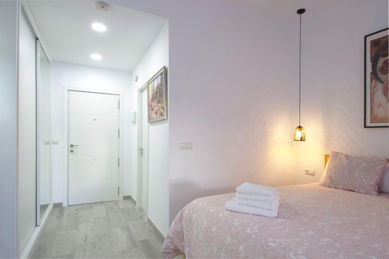 Spacious Studio In The Heart Of La Nogalera Torremolinos Esterno foto
